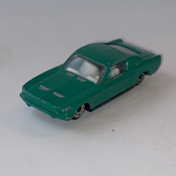 Valvolines Most Wanted Cars 67 Ford Mustang GT Mini Diecast Car 1993 Green - Picture 6 of 10